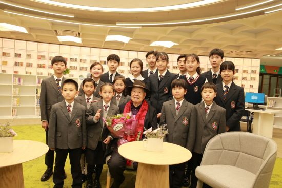 15262636905606634eyx.jpg 3.jpg