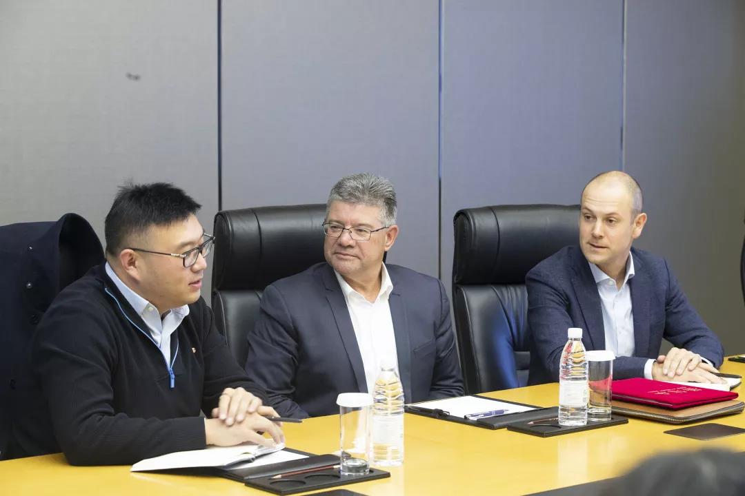 1551403209290535K31F.jpg 5.jpg