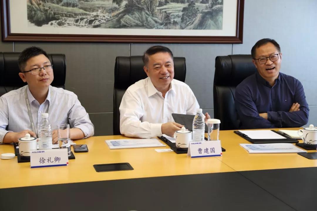 1557736869213378Ar1g.jpg 3.jpg